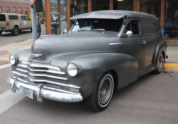 <center>1948 Chevy Stylemaster</center> <center>Sedan Delivery</center>. Photo by LibbyMT.com.