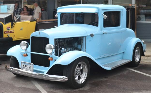 1930 Plymouth coupe. Photo by LibbyMT.com.