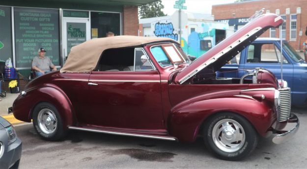 1940 Chevrolet Cabriolet. Photo by LibbyMT.com.
