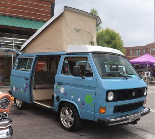 1984 Volkswagon Westfalia. Photo by LibbyMT.com.