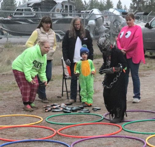 Hula Hoop Tic Tac Toe. Photo by LibbyMT.com.