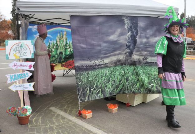 <center>Rotary Club</center> <center>The Wizard of Oz</center>. Photo by LibbyMT.com.