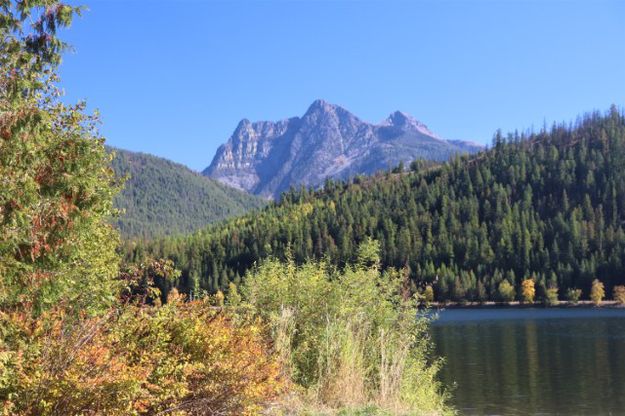 Bull Lake. Photo by LibbyMT.com.