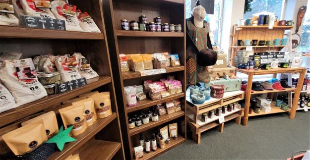 Baking mixes to mugs. Photo by LibbyMT.com.