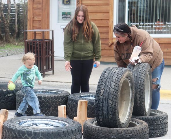 All ages welcome. Photo by LibbyMT.com.