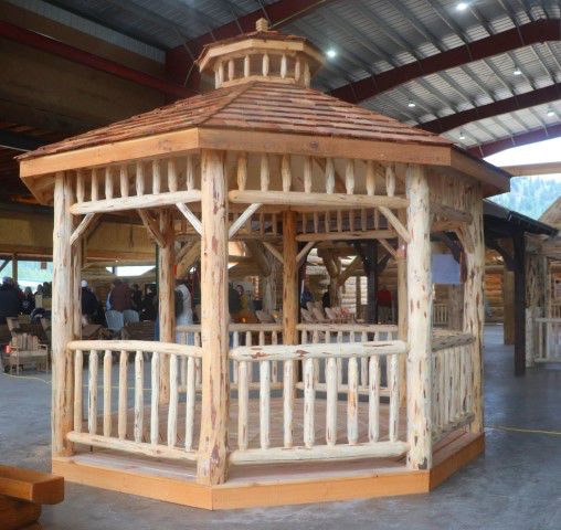 Beautiful gazebo. Photo by LibbyMT.com.