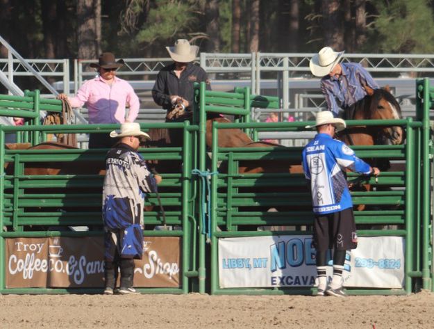 Before the rodeo. Photo by LibbyMT.com.