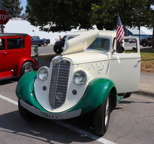 1936 Willys pickup. Photo by LibbyMT.com.