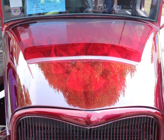 Understated paint. Photo by LibbyMT.com.