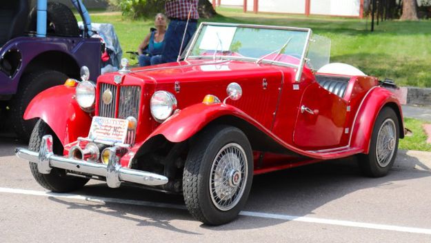 1952 MG Kit. Photo by LibbyMT.com.
