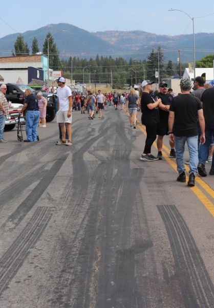A top layer of rubber. Photo by LibbyMT.com.