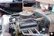 Imaginative radiator support rods. Photo by LibbyMT.com.