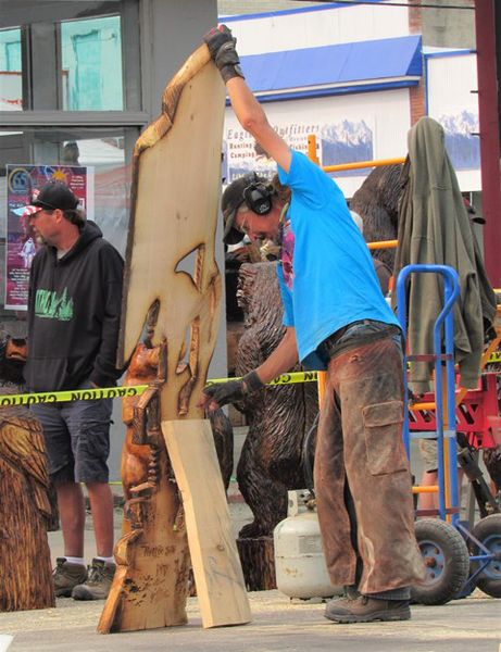 Thor quick carve. Photo by LibbyMT.com.