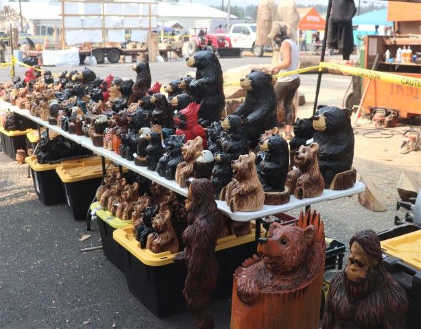 Bears galore. Photo by LibbyMT.com.