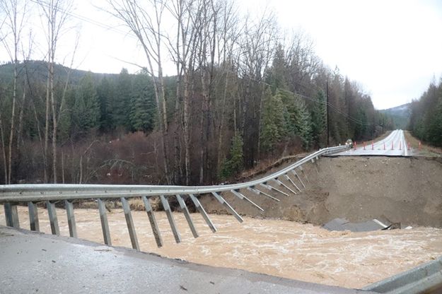 Libby Creek Farm to Market Road. Photo by LibbyMT.com.