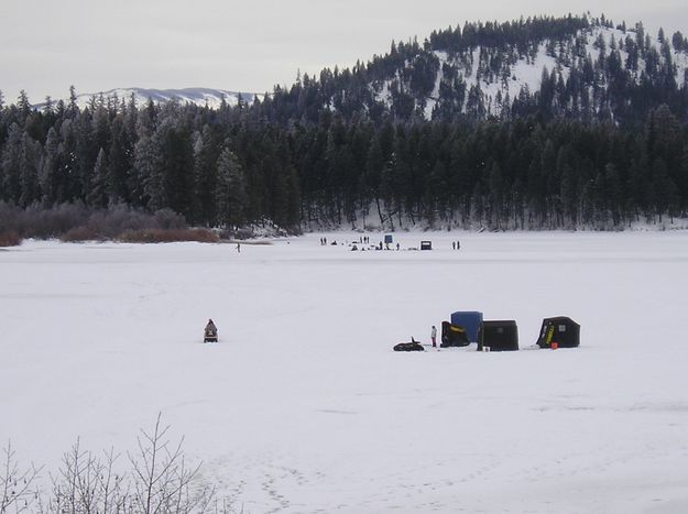 Ice Fishing Derby. Photo by LibbyMT.com.